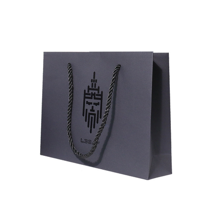 Mua Kích thước in Bespoke Túi đựng giấy đen có logo UV tại chỗ Tay cầm xoắn online manufacture